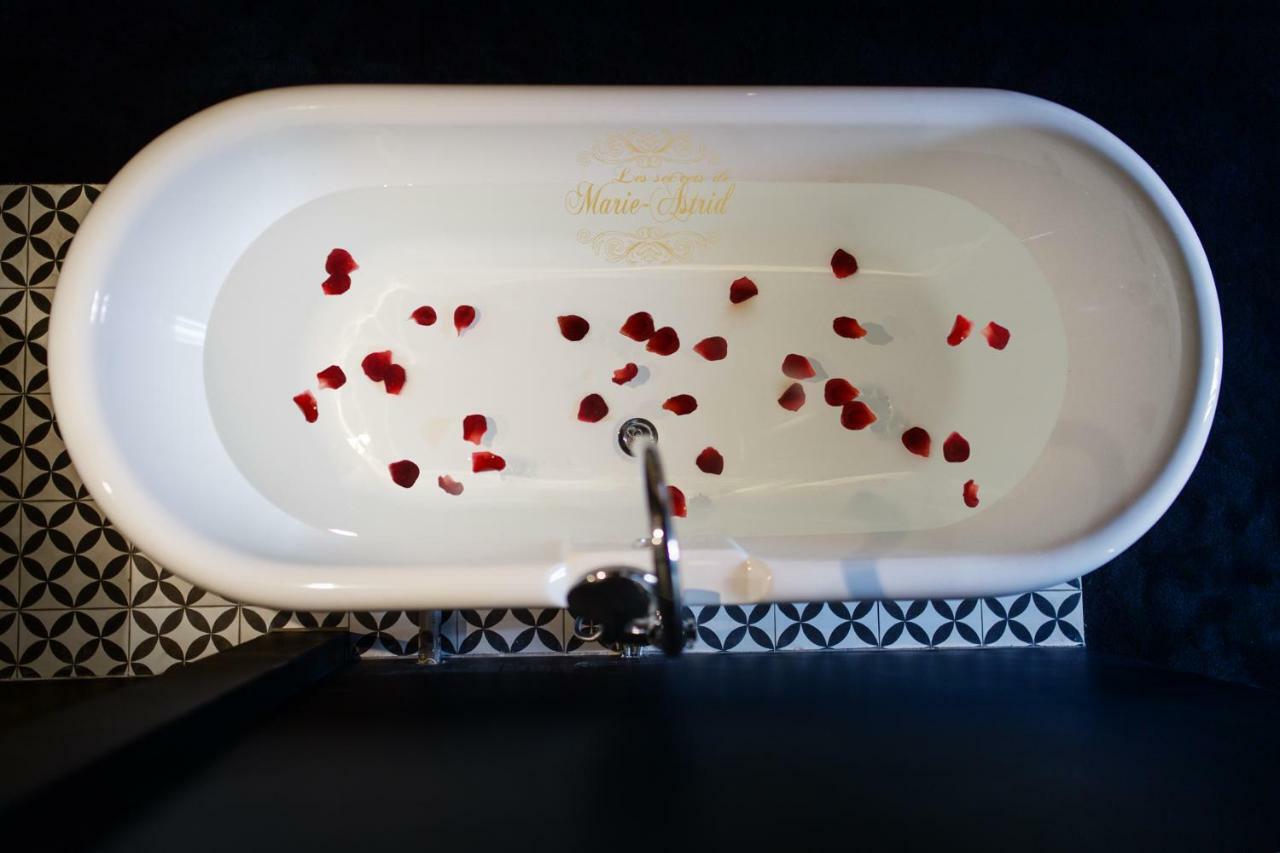 Les Secrets De Marie-Astrid, Suite Love Room Bordeaux Exteriér fotografie